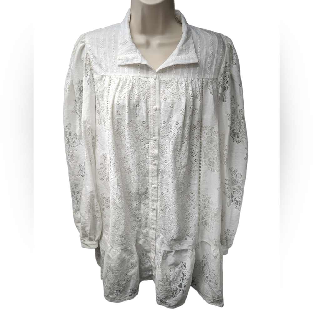 Aura NWT Lace and Eyelet Tunic/Mini Dress Sz S